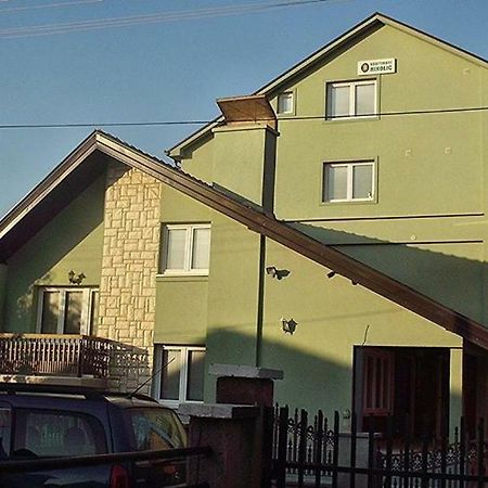 Golden Danube Bed & Breakfast เวลิโก กราดิชเต ภายนอก รูปภาพ