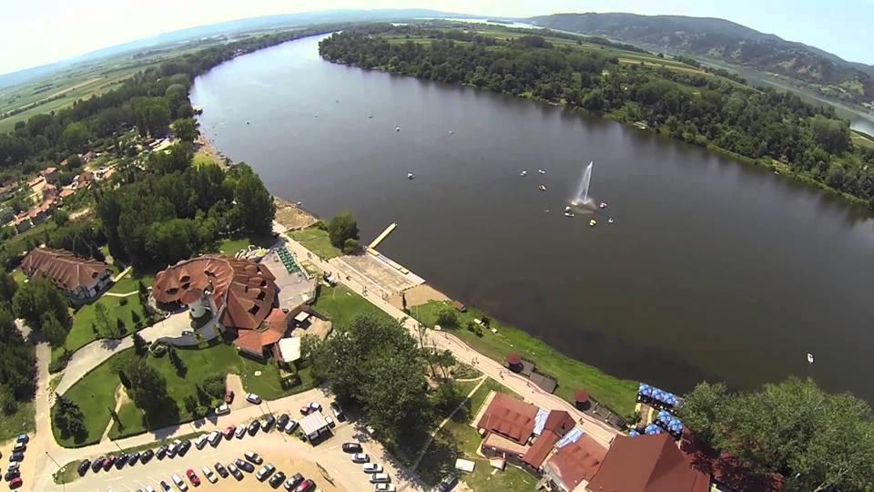 Golden Danube Bed & Breakfast เวลิโก กราดิชเต ภายนอก รูปภาพ